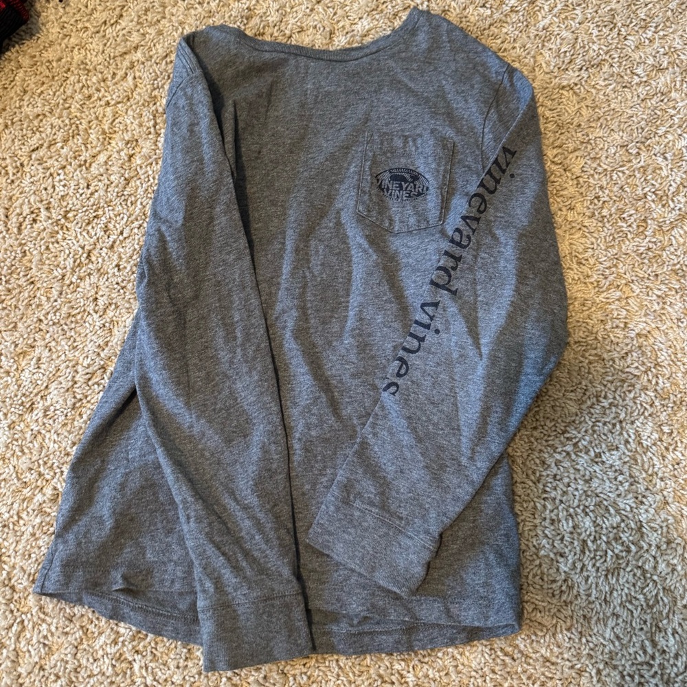 Vineyard vines long sleeve shirt